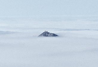 Montsegur im Nebel